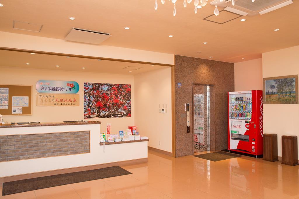 Hotel Castlevillage Miyakojima Extérieur photo
